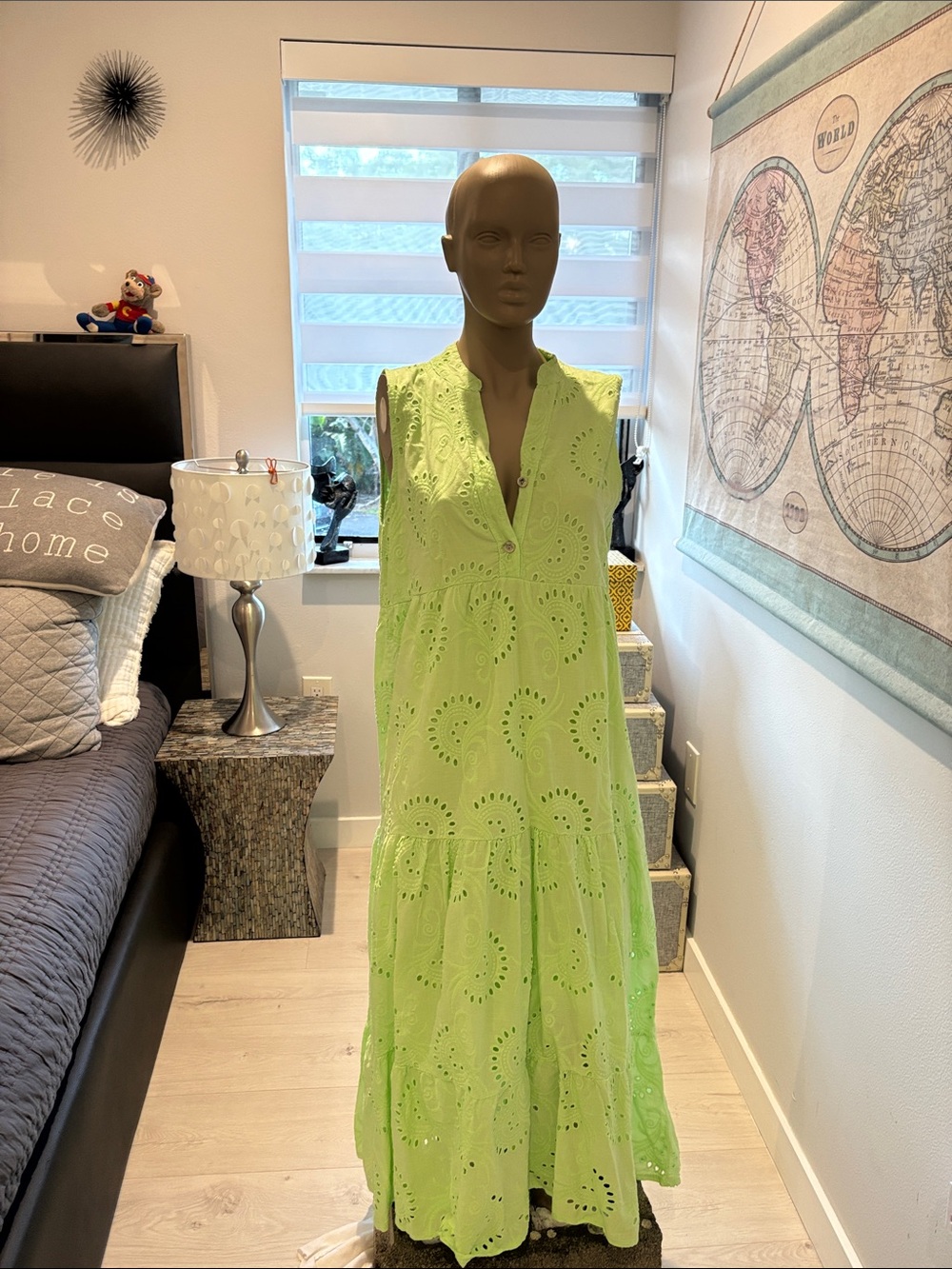 Sleeveless Eyelet Maxi Dress - Lime Green